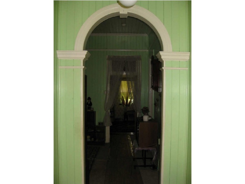 26 Smith Street, North Ipswich QLD 4305