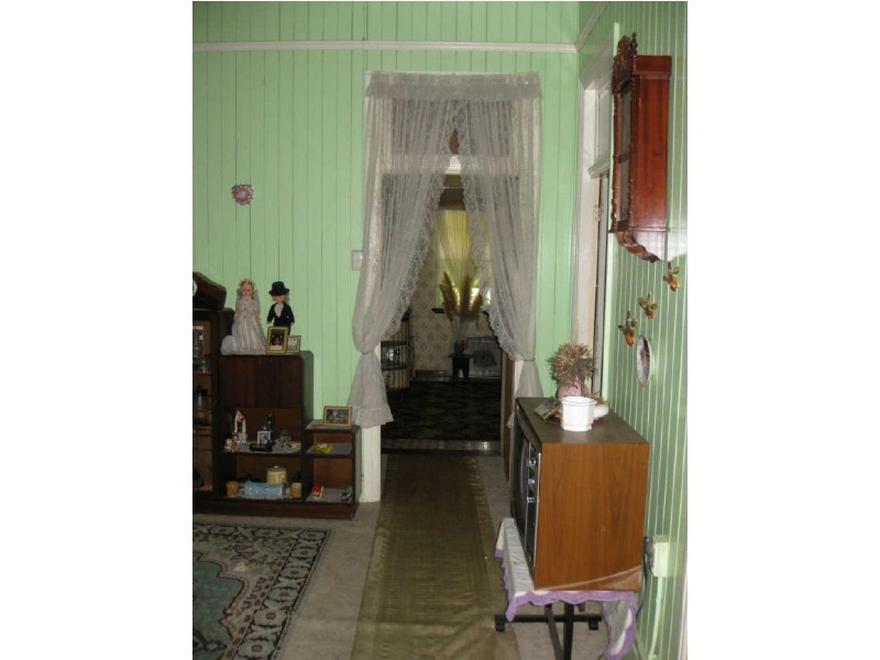 26 Smith Street, North Ipswich QLD 4305