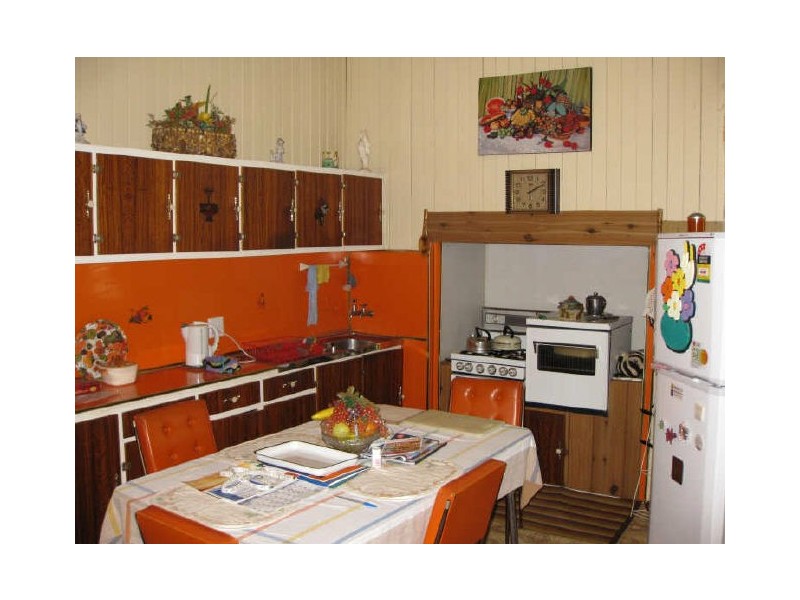 26 Smith Street, North Ipswich QLD 4305