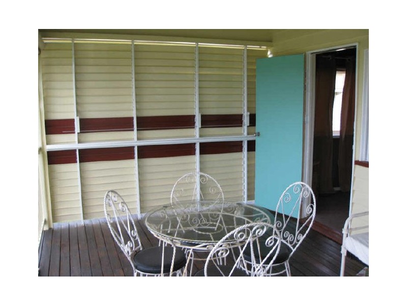 43 Main Street, Lowood QLD 4311