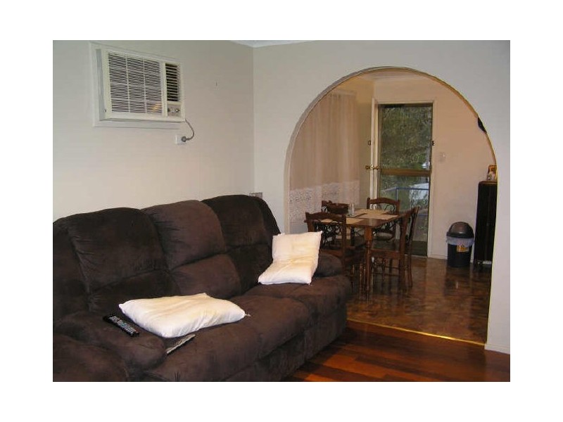 8 Blackwood Avenue, North Ipswich QLD 4305