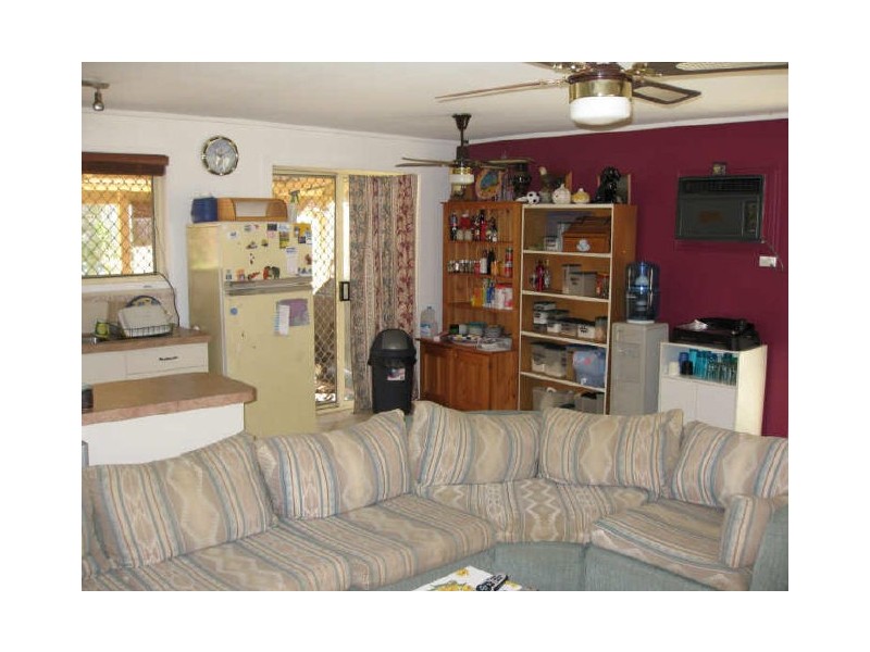 35 Melrose Drive, Flinders View QLD 4305