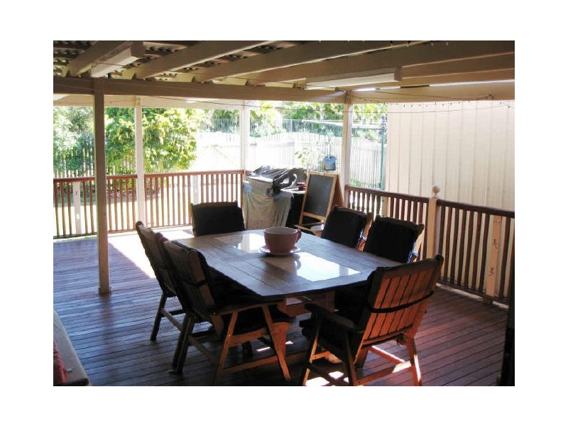 35 Craies Street, Bundamba QLD 4304