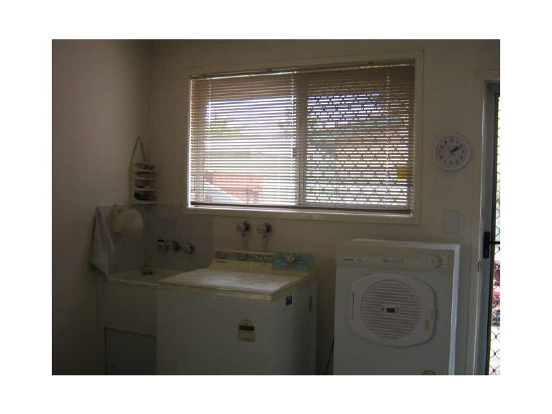 10 Rockman Drive, Raceview QLD 4305