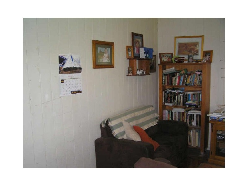 61 Cothill Road, Silkstone QLD 4304