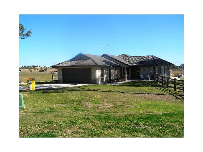 30 Ivory Close, Peak Crossing QLD 4306