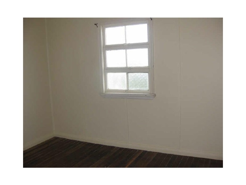 64 Pine Mountain Road, North Ipswich QLD 4305