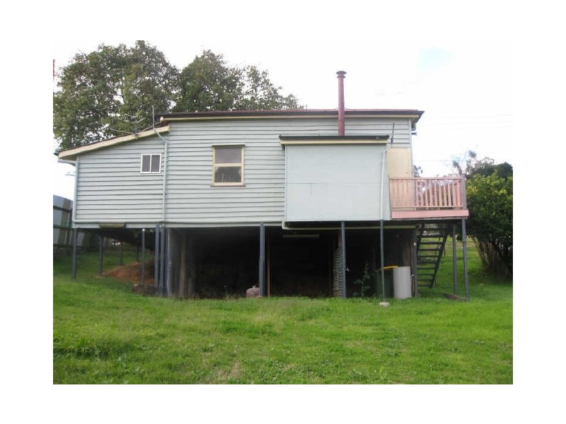 64 Pine Mountain Road, North Ipswich QLD 4305