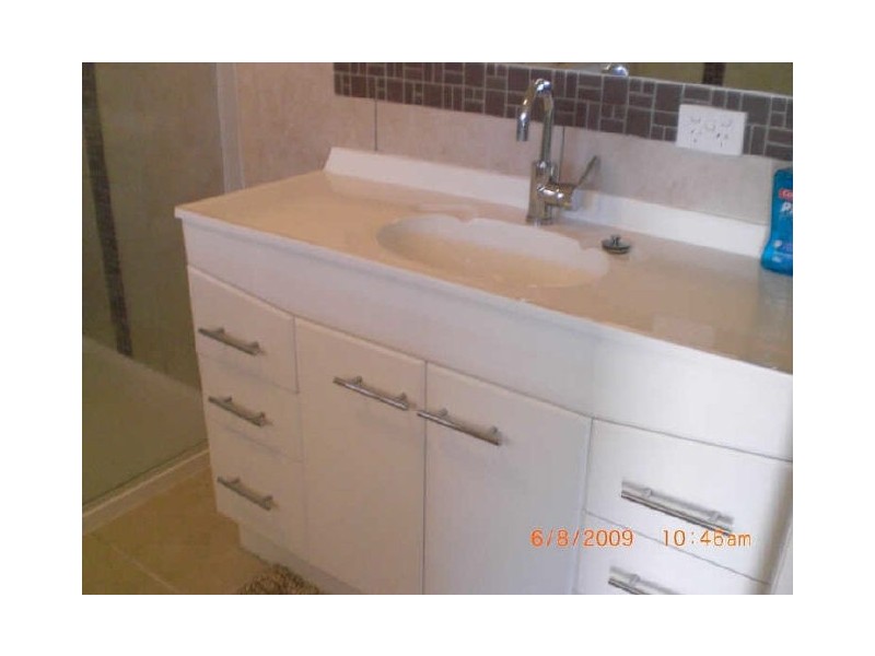 9 Phillips Street, Ebbw Vale QLD 4304