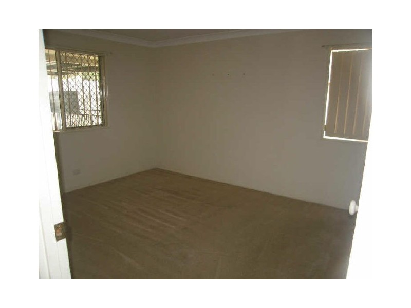 351 South Station Road, Raceview QLD 4305