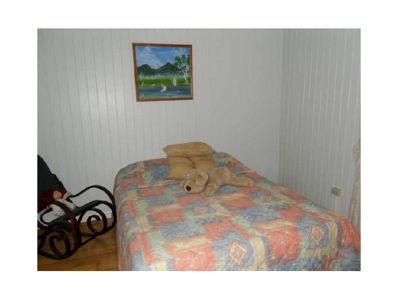 96 Glebe Road, Newtown QLD 4305