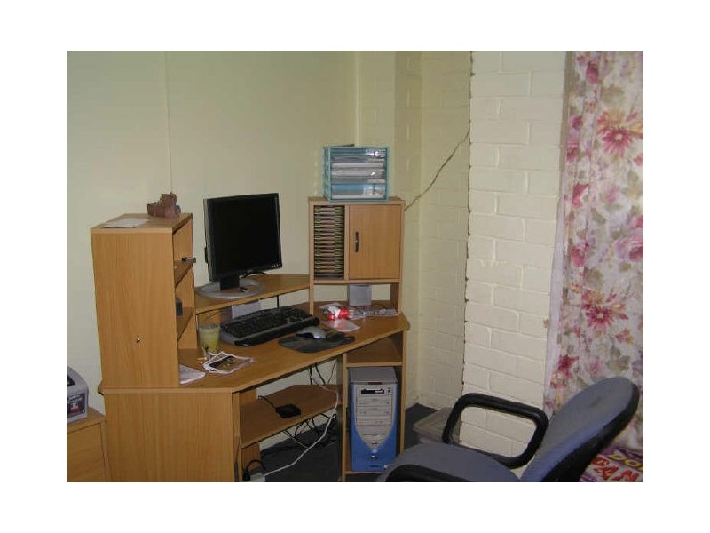 103 Robertson Road, Raceview QLD 4305