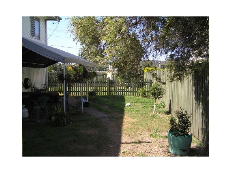 103 Robertson Road, Raceview QLD 4305