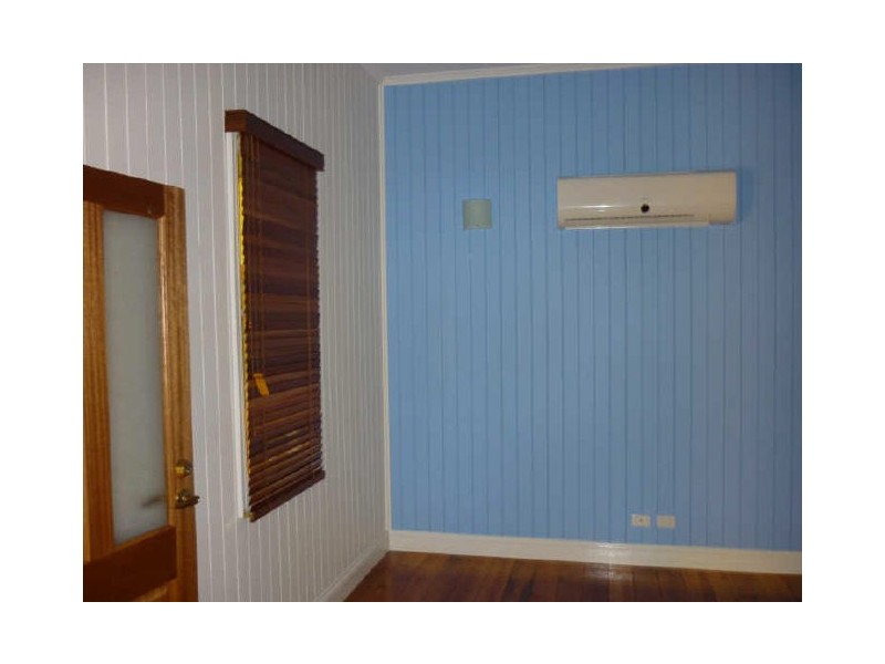 24 Pommer Street, Brassall QLD 4305