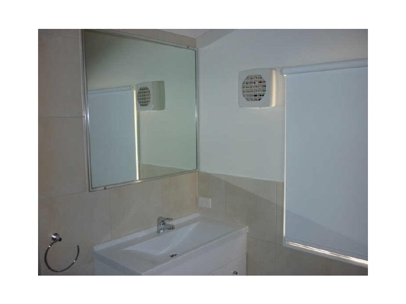 24 Pommer Street, Brassall QLD 4305