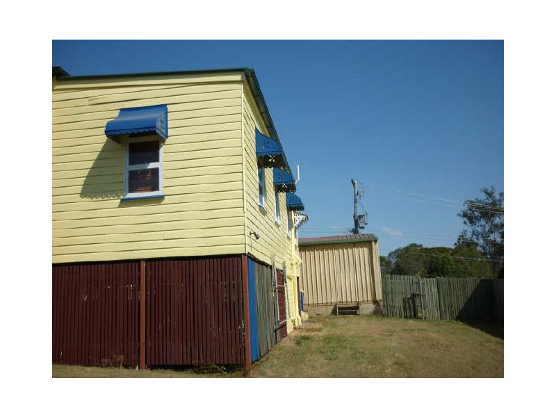 24 Pommer Street, Brassall QLD 4305