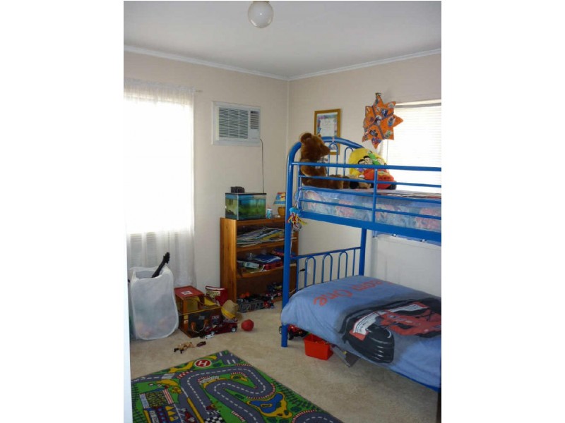 296 South Station Road, Raceview QLD 4305
