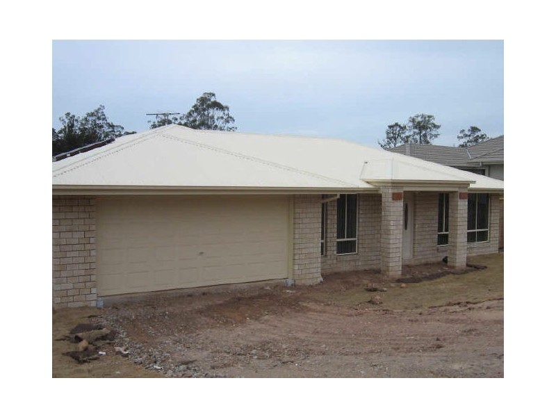 43 Eric Drive, Blackstone QLD 4304