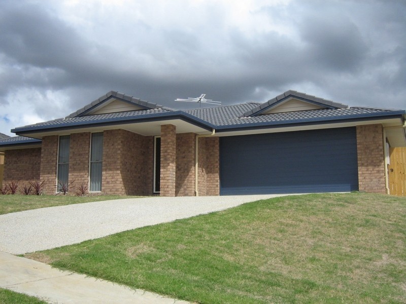 1 Cardin Close, Wulkuraka QLD 4305
