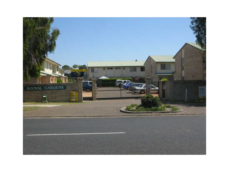 10/12 Bergin Street,, Booval QLD 4304