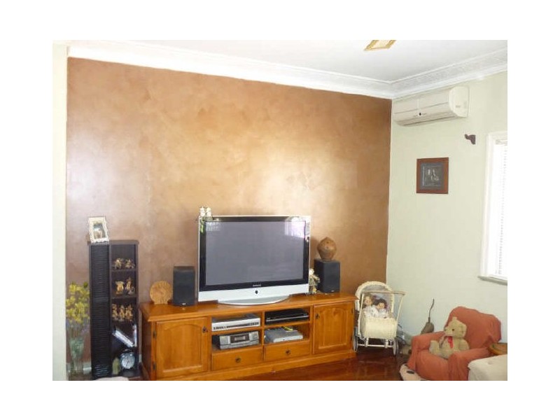 12 Spengler Street, East Ipswich QLD 4305