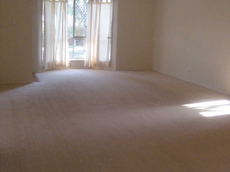 4 Currawong Street, Bundamba QLD 4304