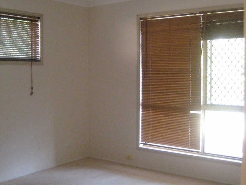 4 Currawong Street, Bundamba QLD 4304