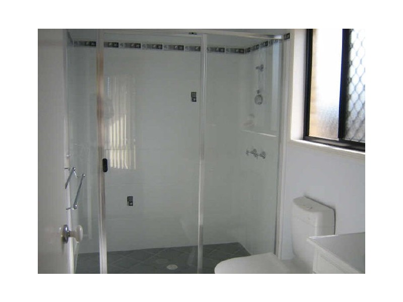 27 Chestnut Drive, Flinders View QLD 4305