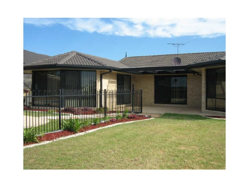 27 Chestnut Drive, Flinders View QLD 4305