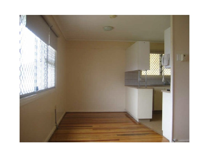 5 Kynance Street, Leichhardt QLD 4305