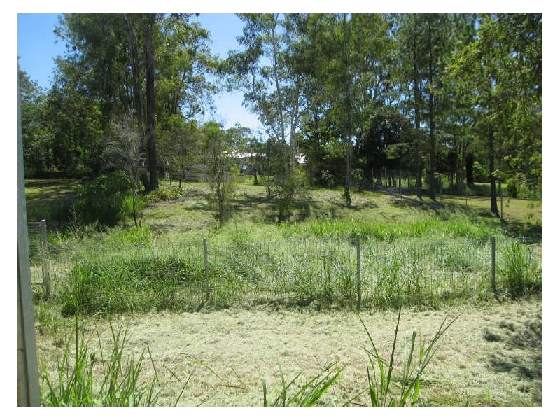 10 Roberts Street, North Ipswich QLD 4305