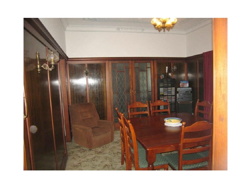 7 King Street, Newtown QLD 4305