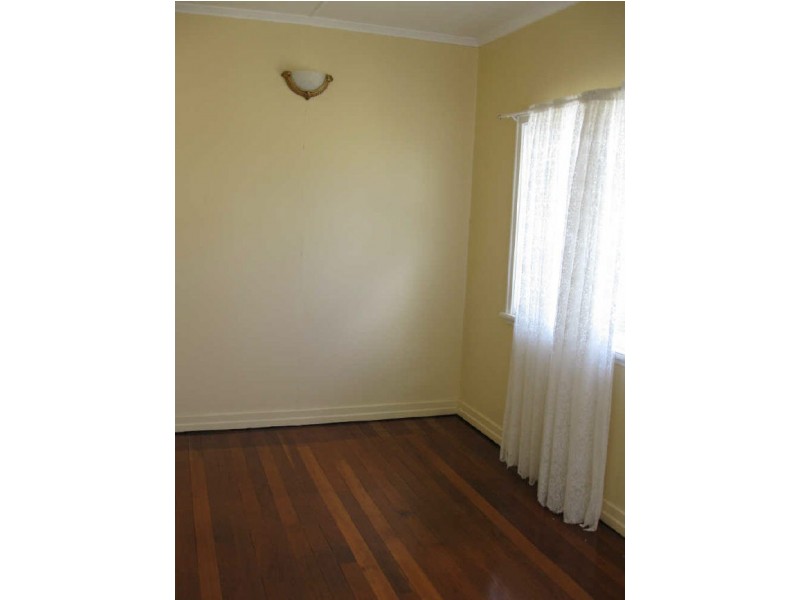 20 Cranes Road, North Ipswich QLD 4305