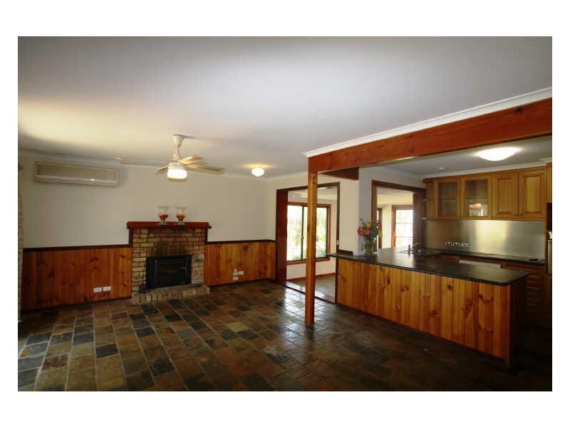 90 South Queensborough Parade, Karalee QLD 4306