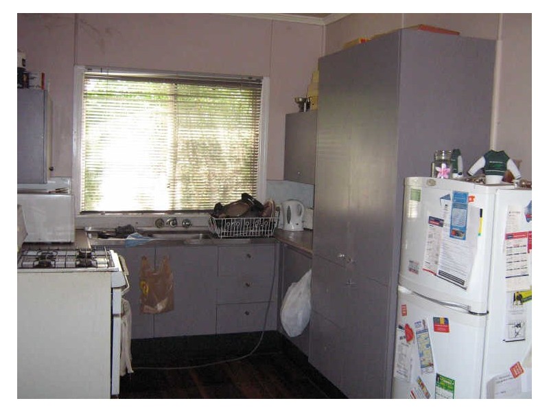 37 Videroni Street, Bundamba QLD 4304