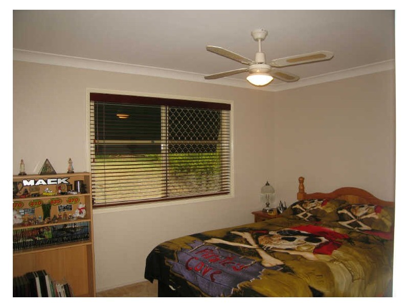 2/43 Walkers Lane, Booval QLD 4304