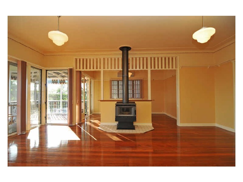 70 Trowers Road, Pine Mountain QLD 4306