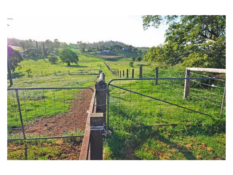 70 Trowers Road, Pine Mountain QLD 4306