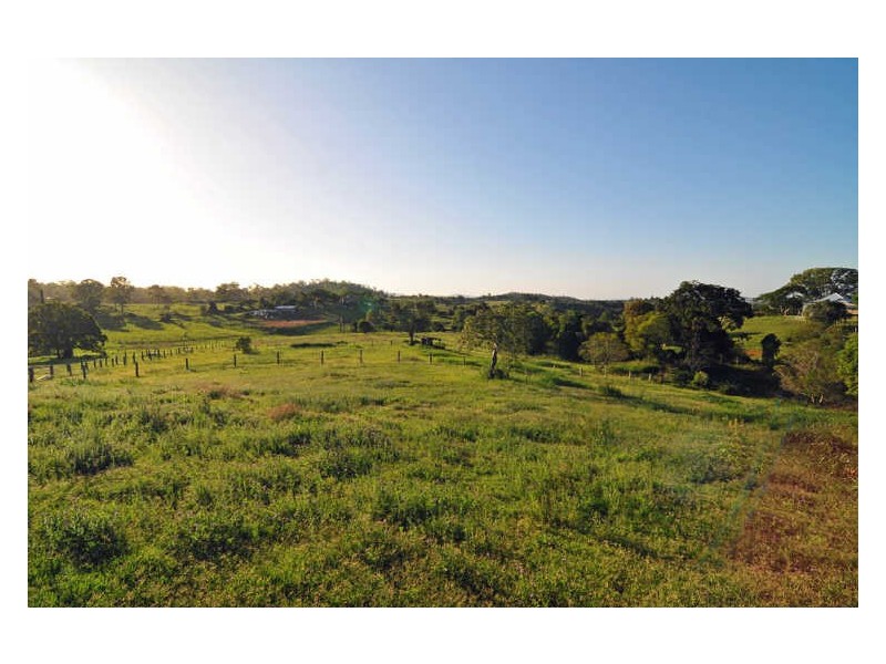 70 Trowers Road, Pine Mountain QLD 4306