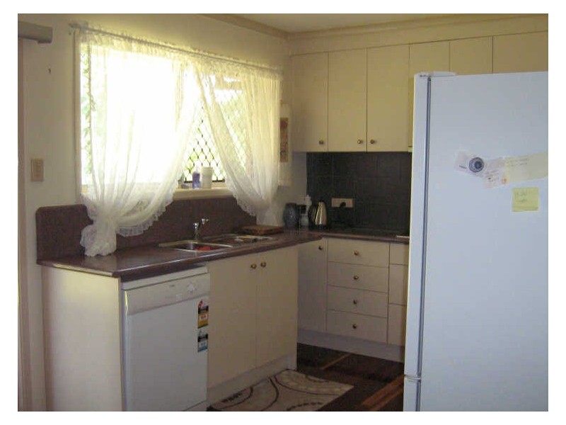 13 Paten Street, North Ipswich QLD 4305