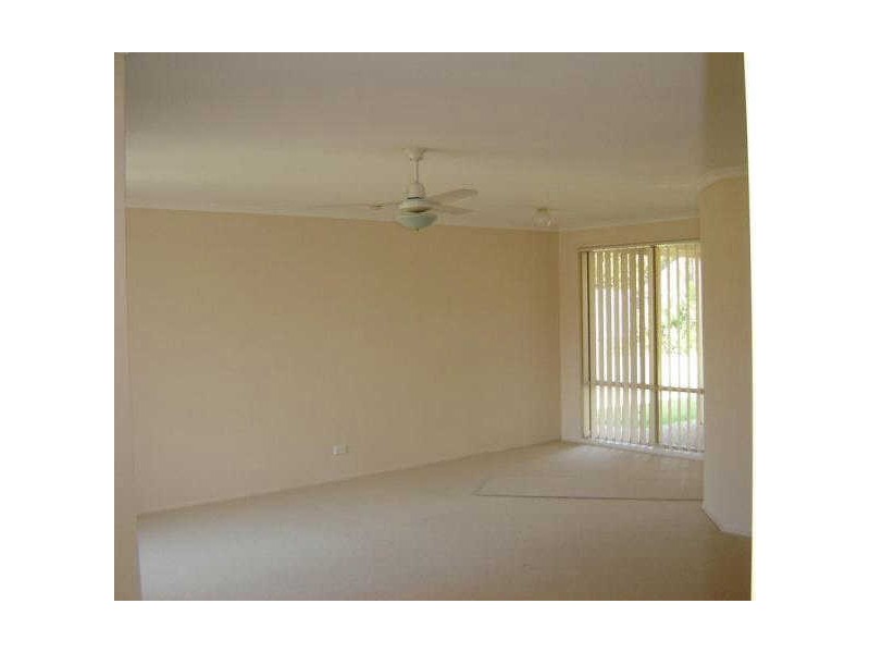 97 Equestrian Drive, Yamanto QLD 4305