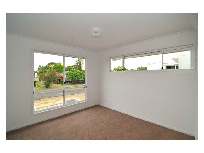 8 Bremer Parade, Basin Pocket QLD 4305