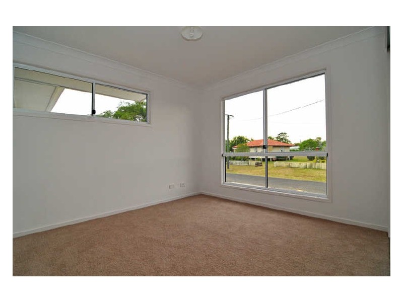 8 Bremer Parade, Basin Pocket QLD 4305