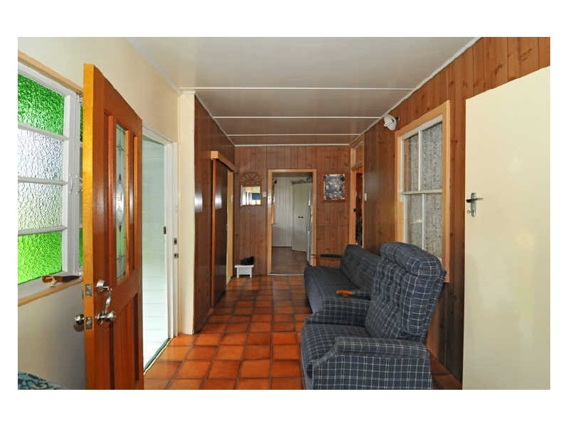 17 Queen Street, Marburg QLD 4346