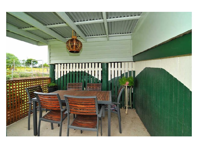 17 Queen Street, Marburg QLD 4346