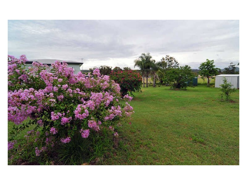 17 Queen Street, Marburg QLD 4346