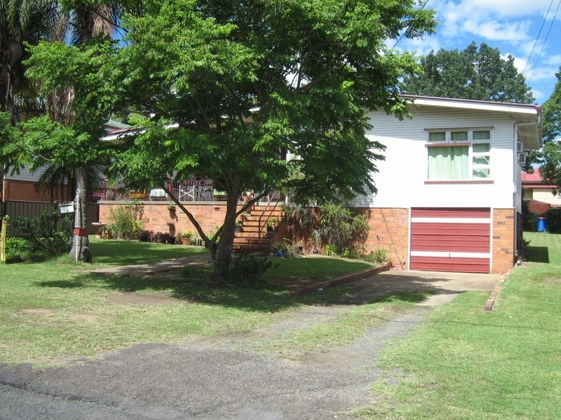 6 Heather Street, Silkstone QLD 4304