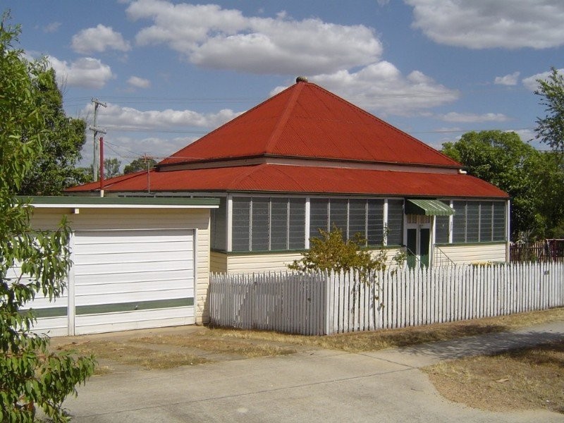 88 Pine Mountain Road, North Ipswich QLD 4305