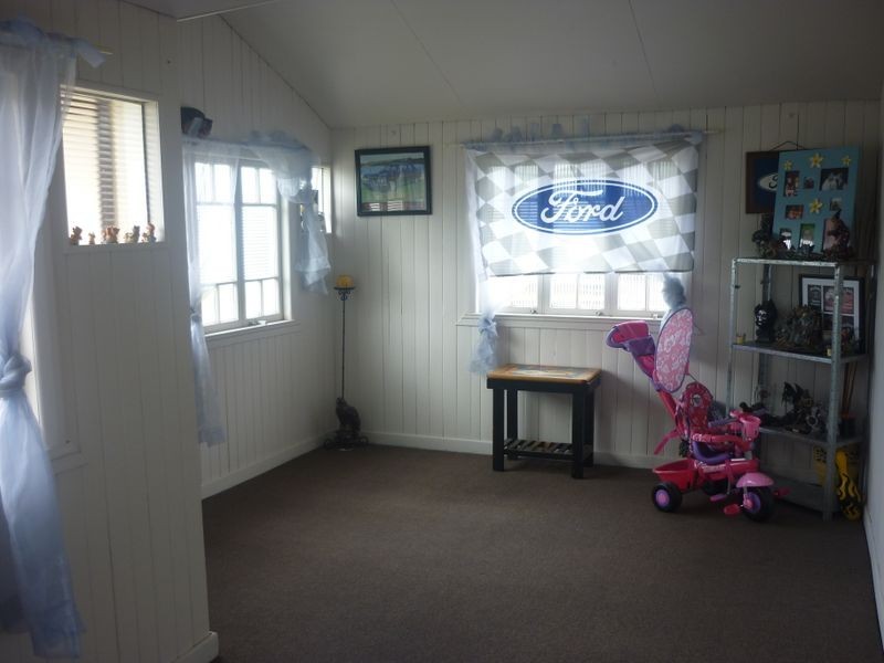 78 Brisbane Road, East Ipswich QLD 4305