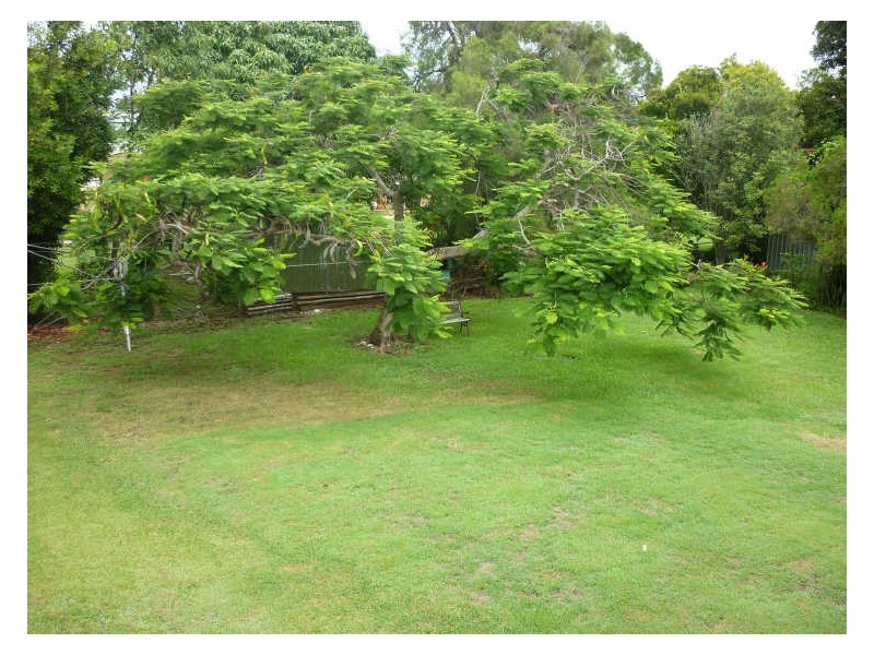 59 Edwards Street, Flinders View QLD 4305